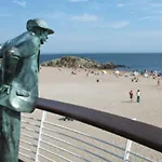 Acces Direct A La De Mr Hulot Marc Sur Pres De La Baule - Parking Prive