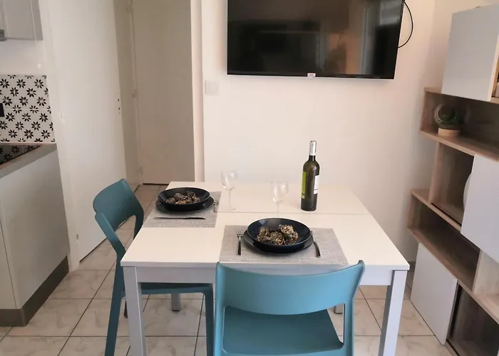 Acces Direct A La De Mr Hulot Marc Sur Pres De La Baule - Parking Prive