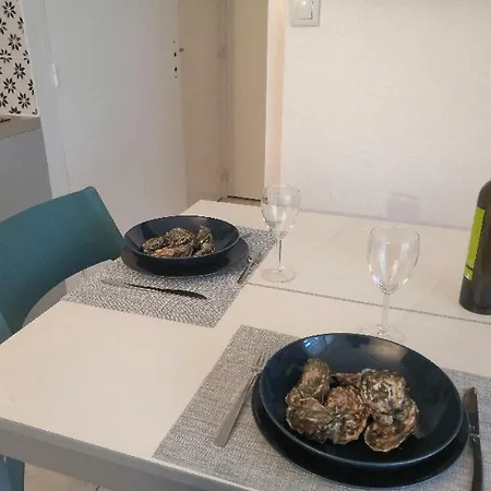 Accès Direct à La De Mr Hulot Marc Sur Près De La Baule - Parking Privé * Saint-Nazaire (Loire-Atlantique)