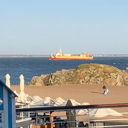 Accès Direct à La De Mr Hulot Marc Sur Près De La Baule - Parking Privé